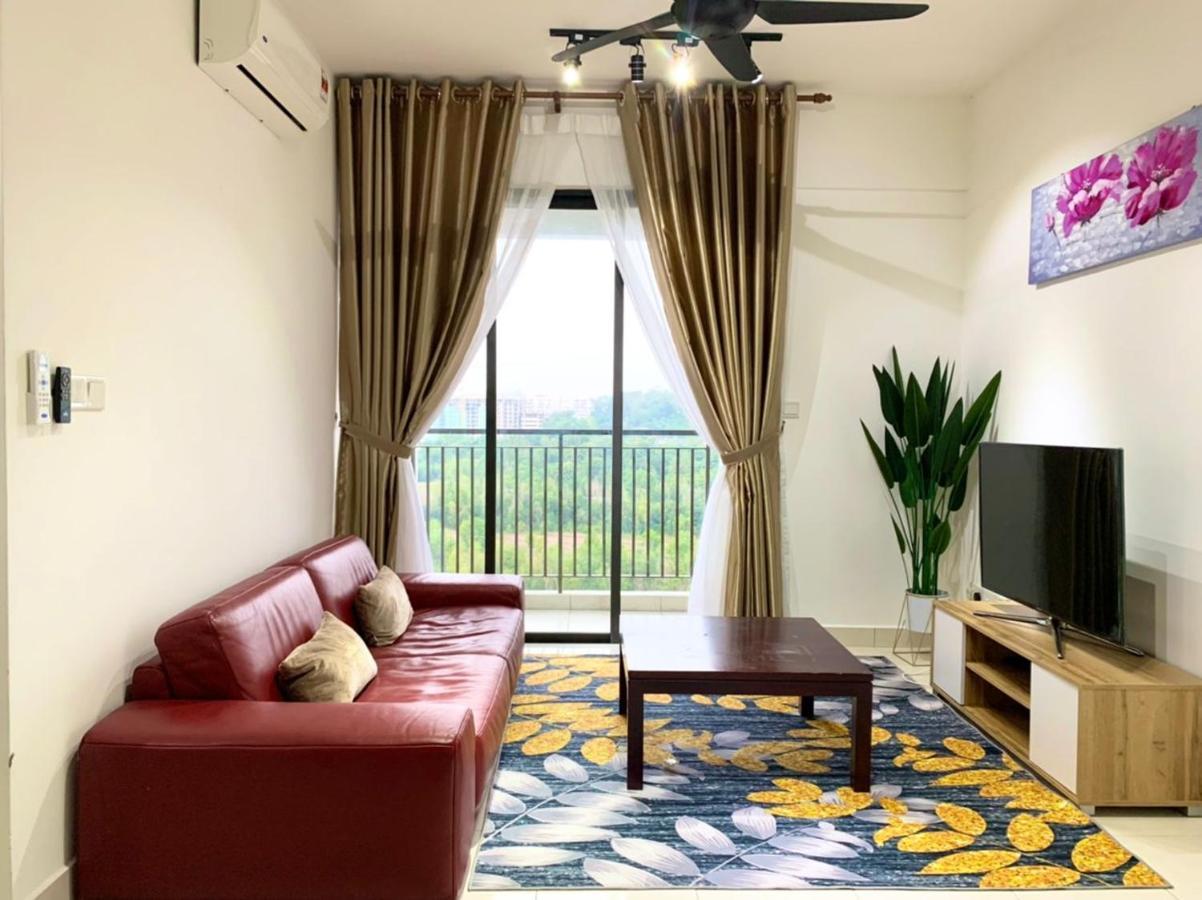 Mmg D'Tiara Homestay Kajang Exterior foto